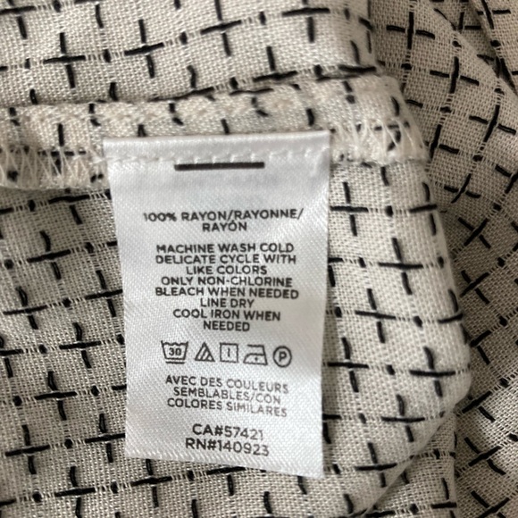 Lou & Grey for LOFT Women’s Sz XL 3/4 sleeve top NWT - Picture 5 of 5